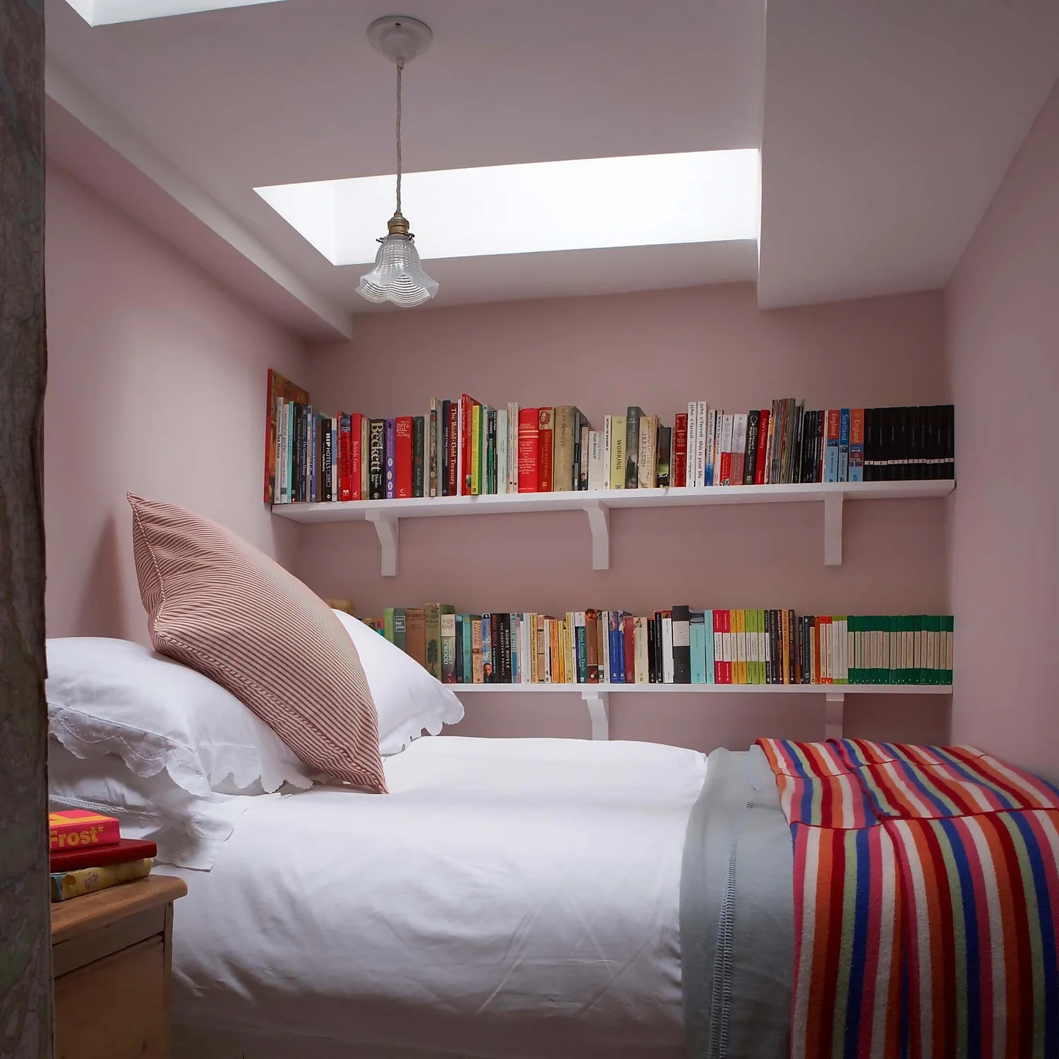 Farrow & Ball Modern Eggshell Paint Calamine - 2.5L 4 Farrow & Ball Modern Eggshell Paint Calamine - 2.5L - Image 2