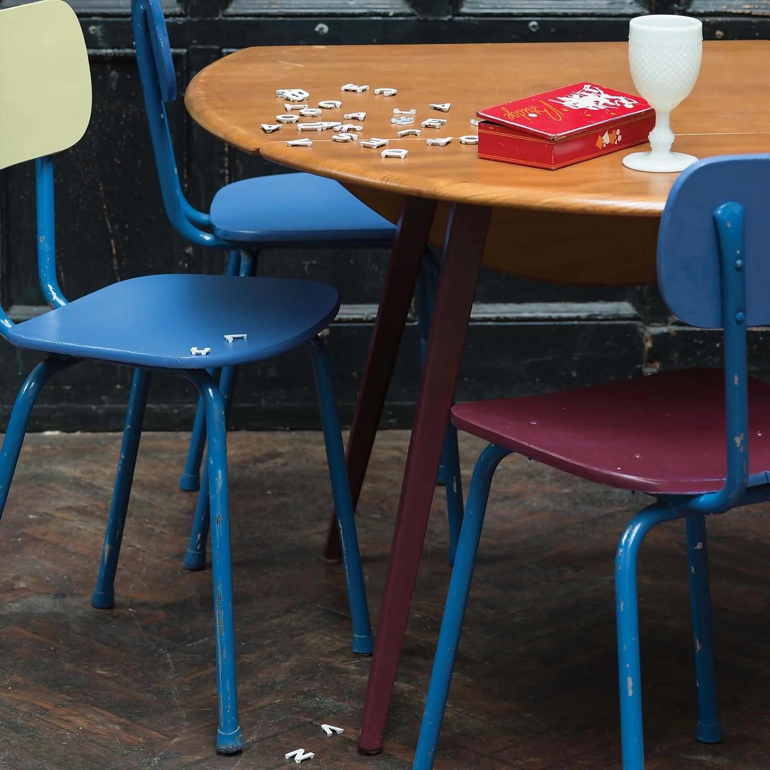 Farrow & Ball Modern Eggshell Paint Pitch Blue - 2.5L 4 Farrow & Ball Modern Eggshell Paint Pitch Blue - 2.5L - Image 2