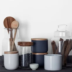 Crown Easyclean Kitchen Paint Brilliant White 2.5L -Rust-Oleum || Hammerite Sales 12886955 7184853416190028