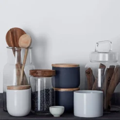 Crown Easyclean®Greaseguard+ Kitchen Matt Washable Multi Surface Paint Splash Of Pepper® - 2.5L -Rust-Oleum || Hammerite Sales 12886979 1674853416582050